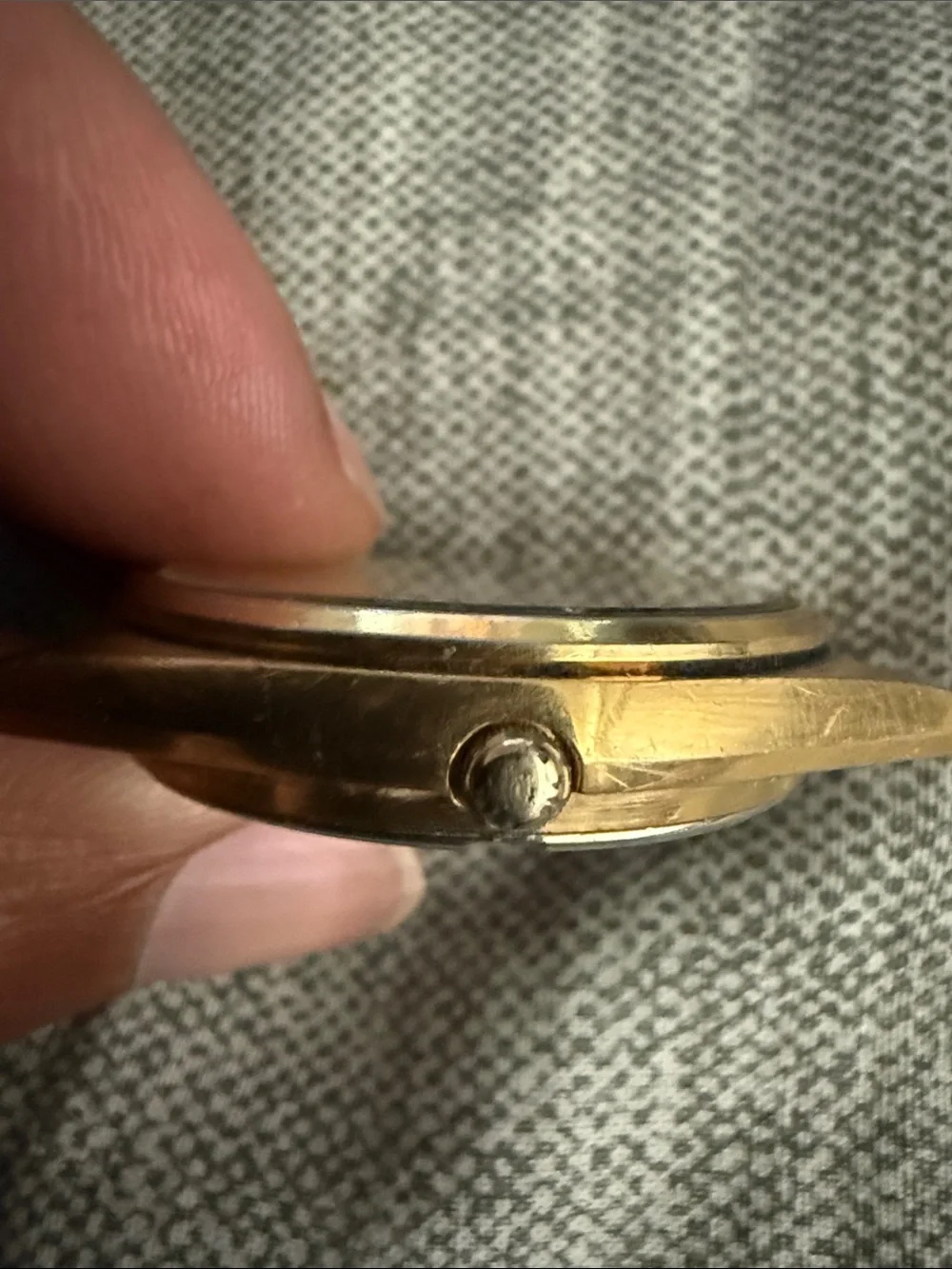 Vintage Seiko Alarm Watch Men 34mm Gold Dial Gold Tone Daydate Round 5C23-8009